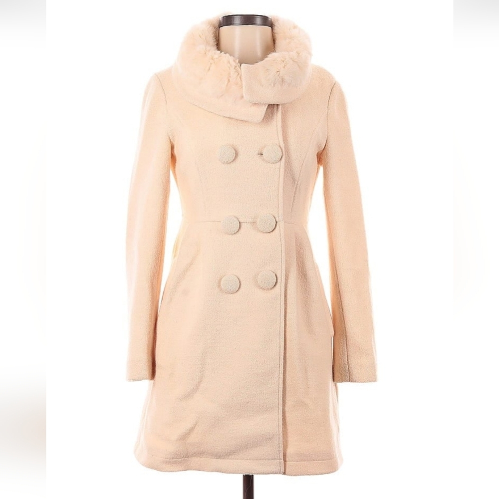 Elegant Cream Double-Breasted Women's Coat